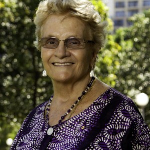 Dr Shirley Randell